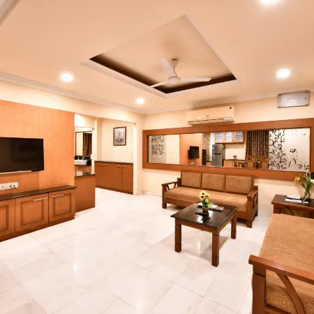 Click White House Residency, Vadodara Отели в г. Вадодара