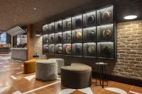 Canopy by Hilton Izmir Bomonti - Gym