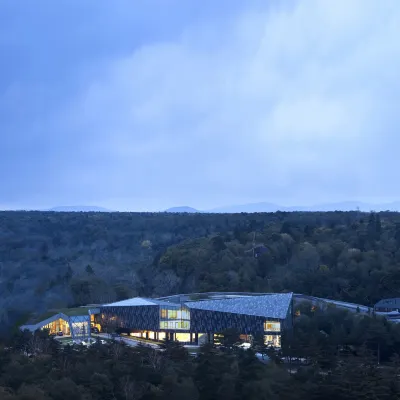 Zhi Resort • Riverside Hotels near Changbai Mountain North Slope Scenic Area