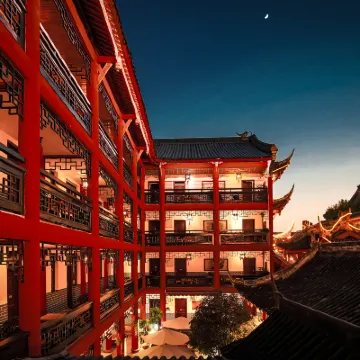 Wenjun Courtyard Hotel (near metro station, English-speaking service, travel agency) Hotels near Chengdu Du Fu Thatched Cottage Museum