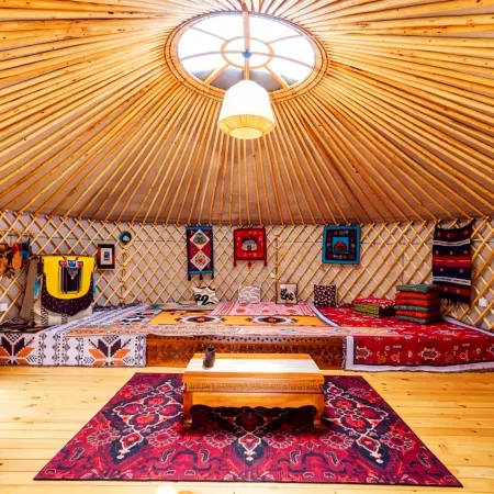 Lakefront Stargazing Homestay (Sayram Lake Scenic Area)