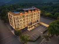 Echarm Hotel (Yuxi Xinping Gas Flower Street Branch) Hotels in Xinping