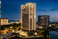 Nanka Hotel (Romantic Line Rainbow Beach)