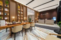 J oy· Light Hotel