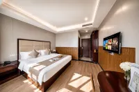Fengqi Songshu | WARM HAVEN Hanyun Yueting Hotel (Feng Bus Station Liu Bang Square)