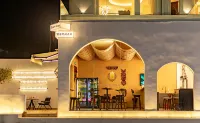 Ye Xu | First-line sea view | Designer vacation accommodation with mountain and sea view pool - bar