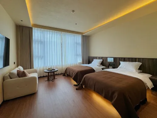 Genie Huayu Mountain Villa Hotel
