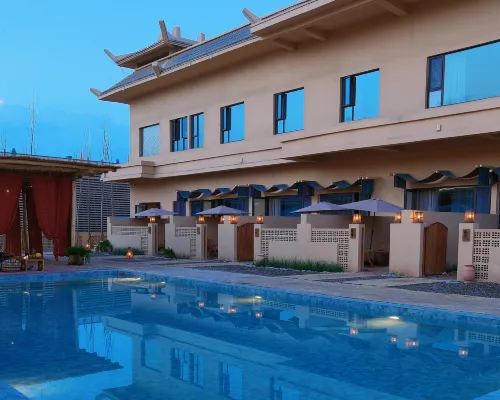 Kuqa Royal Mansion Hotel Hotels in Kuqa