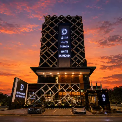 White Diamond Hotel Sari Hotels near Soccer Scene