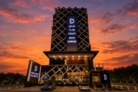 White Diamond Hotel Sari