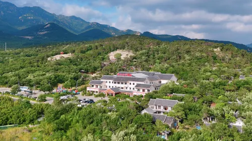 Mengshan Kanggu Hot Spring Hotel