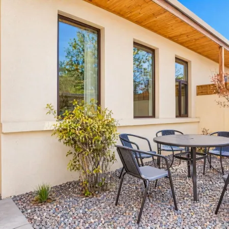 Zhenshang · Coastal Courtyard Homestay