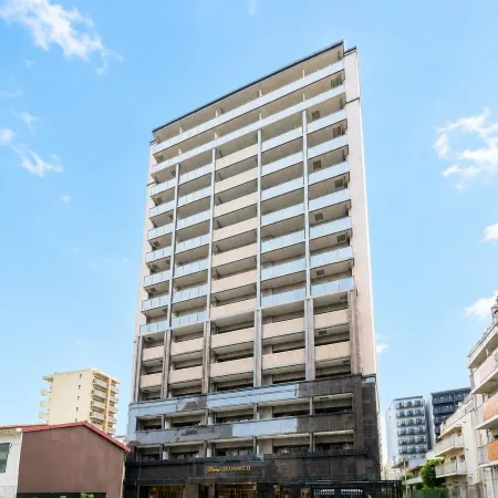 Grand Residence Hotel Hakata Premier Отели рядом с достопримечательностью «Железнодорожный вокзал Охаси»