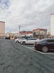 Home Inn Selected (Gannan Hezuo Minzu Normal University Branch) - parking