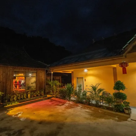Jingmaishan Gukang Mingye Homestay (Princess Banyan Tree)