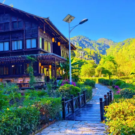 Qianyan Ecological Tea Garden Homestay (Danzhai Shiqiao Ancient Papermaking Cultural Scenic Area)