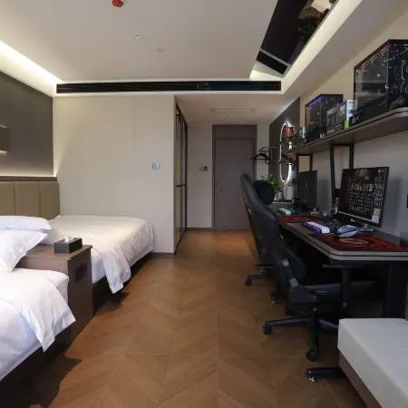 Yulong E-Sports Hotel
