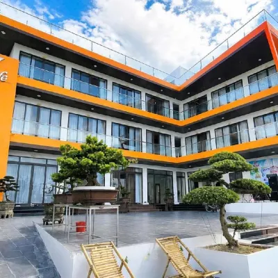 COTO LIFE HOTEL Hotels near Co To Island