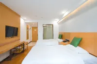 Shiguang Chinese Inn - Parkplatz
