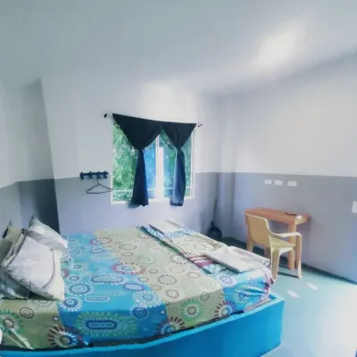 Hotelito la Aventura Private ensuite rooms with AC Hotels near Naval Museum