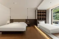 Li · Huanxi Banshan | Resort Hotel (Bipenggou Scenic Area) - 2-Star