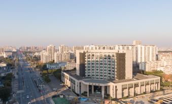 Junyi Hotel (Kunshan Jinpu Bridge Subway Station)