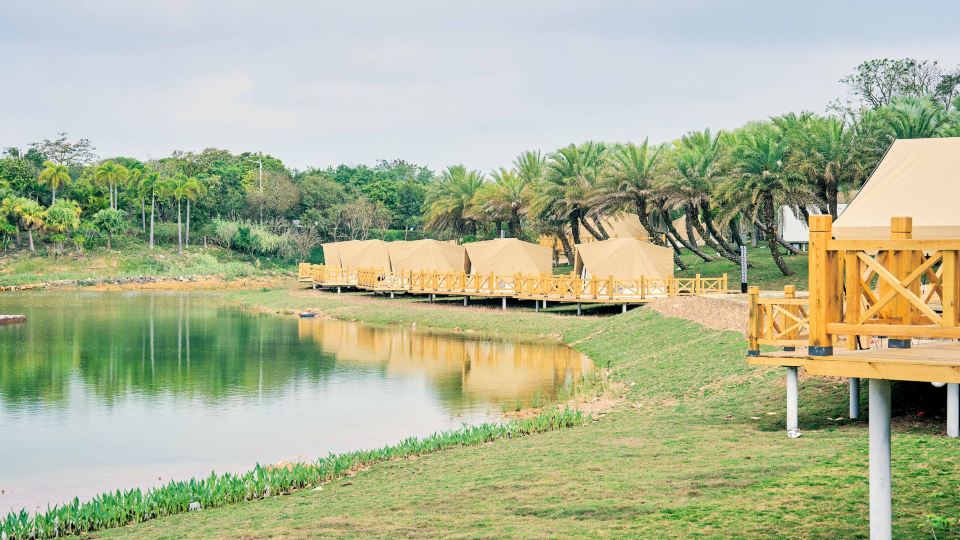Beihai Garden Expo Park Wild Luxury Camp Homestay