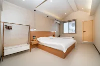 An Octopus Y.Z.W Homestay