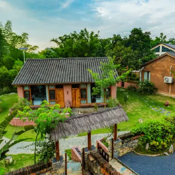 Buhua Guesthouse
