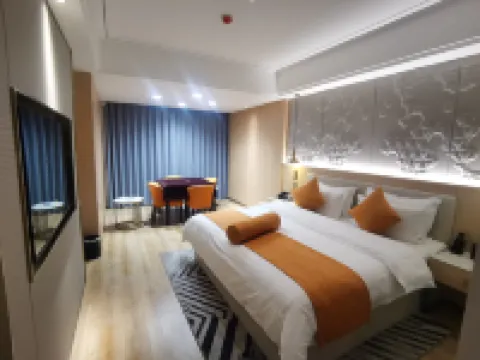 Pullman Grand Hotel (Anlu Dongda Times Square) Hotels in Anlu