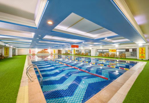 1. 샹루 그랜드 호..