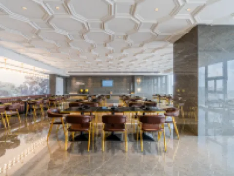 Vienna International Hotel (Xiangyang Minfa Square Fanyue Center Branch) Hotels in Xiangyang