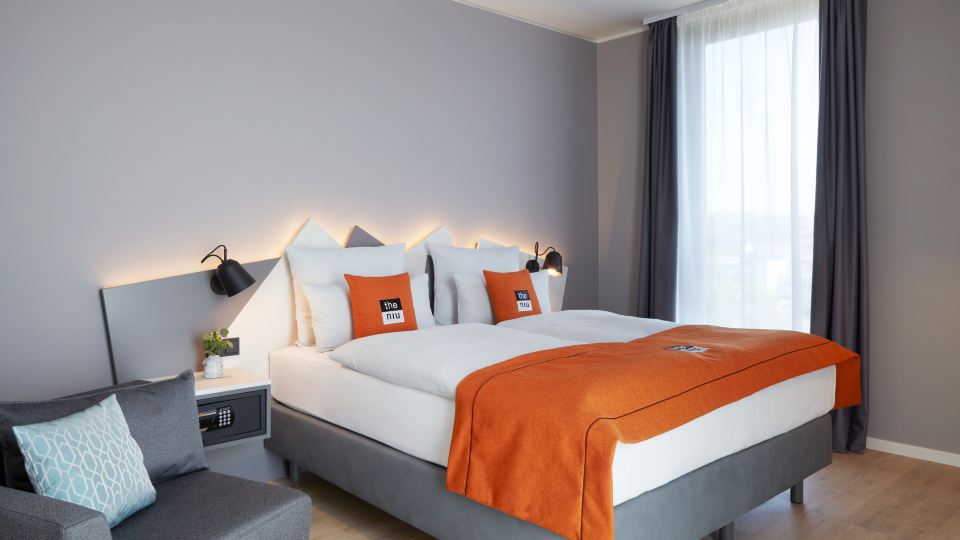 Holiday Inn - the niu, Hub Dusseldorf Messe by IHG