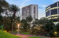 Parkside Hotel & Apartments Hotels near Auckland University of Technology(AUT CITY CAMPUS)