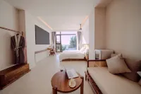 Weizhou Island Versailles Sea View Resort wine