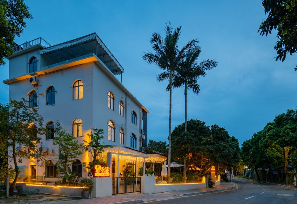 hotel overview picture