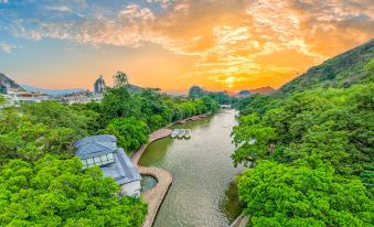 Qinghuyuan Boutique Homestay (Guilin Liangjiang Sihu Railway Station)