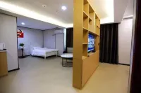 Yining Yimu Business Hotel