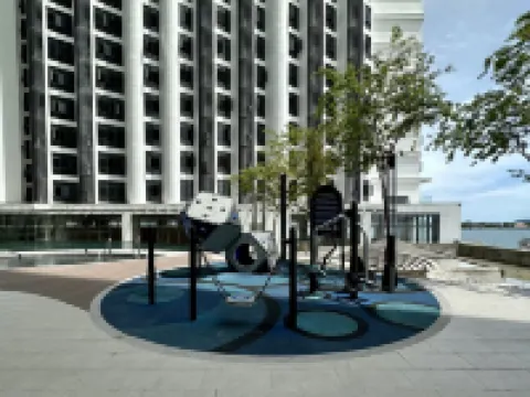 Borneotel the Shore KK by CHG