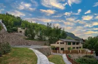 Quzhou Rixi Mountain Middle Homestay Hôtels à : Quzhou