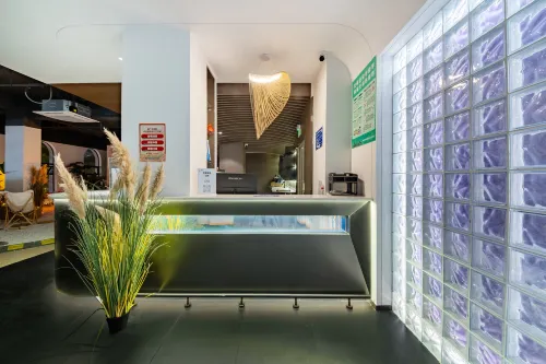 集舍飯店（佛山嶺南天地祖廟地鐵站店）