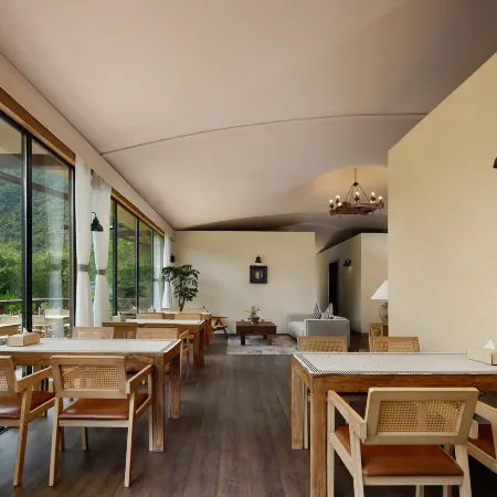 Himalaya Namjagbarwa Tented Hotel