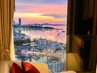 Edge Central Pattaya Lux Hoteles cerca de Bazar Nocturno de Pattaya