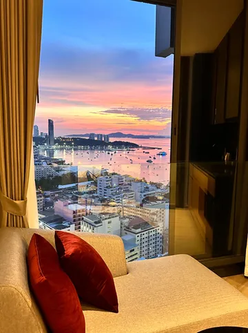 รูปภาพของเอดจ์ เซ็นทรัล พัทยา - เจสัน