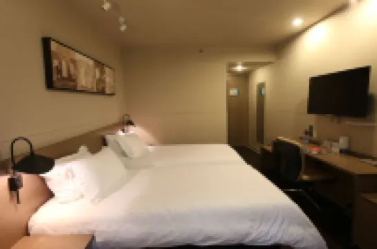 ジンジャン イン セレクト(廬山観光地香山路雲中) 芦林湖周辺のホテル