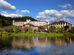 Baizhi Mountain Hotel