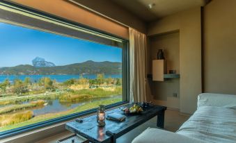 Lugu Lake · Xiaoman |Mountain Sea View· One Line Lake View Holiday Hostel