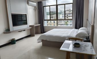 Qiongzhong Jing'en Business Hotel