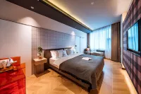 Yukai Xipan Audiovisual Hotel (Cuihu Park Branch, Nanping Pedestrian Street, Kunming) Hotels in First Affiliated Hospital of Kunming Medical University/Pan Jia Wan