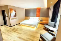 Yijia Hotel Hotels in Fengshan County